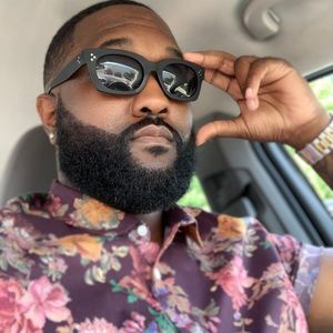 Meet your Posher, Corey